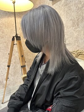 アース コアフュールボーテ 富山婦中店(EARTH coiffure beaute) ホワイト_ハイライト_ハイトーン_レイヤーカット