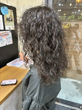 ナループロアオハナ(Nalu pu loa ohana) くるくるパーマ/ウェーブパーマ/癖毛風パーマ/ハードパーマ/原宿