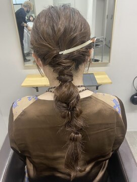 リグ 横浜(Lig.) 編みおろし/ヘアセット/ヘアアレンジ/10代20代30代/横浜/横浜駅