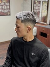 ジェイソンバーバー 2nd(JASON BARBER)&nbsp;フェードの定番フェザーアップ