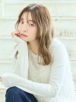 グランドール リュクス(Grandoll Luxe)&nbsp;透明感ベージュのふんわりレイヤー【城野駅】