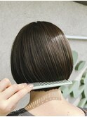 オリーブグレージュ