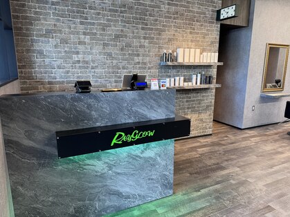 レイグロー バイ ヘッドライト 東海店(RAYGLOW by HEADLIGHT)の写真