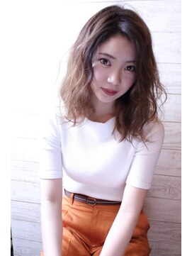 アグラン 梅田本店(a Gland) ベージュグラデーションセミロング　a Gland梅田本店