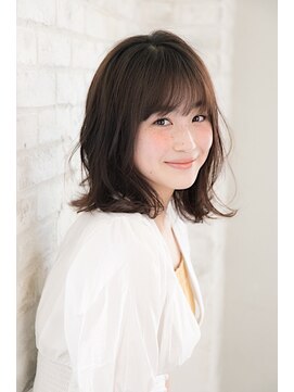 ジョエミバイアンアミ(joemi by Un ami) joemi新宿　レイヤーミディ　花野