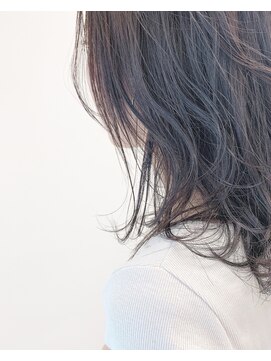 ガーランドウメダ(Garland umeda) ミディアムレイヤー