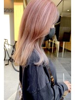シィーム(cime)&nbsp;ピンクカラー　ケアブリーチ　ピンクヘア　ハイトーンカラー