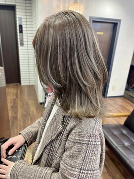 レイラバイアフロート 吉祥寺(Lila by afloat) 人気なくびれヘア/ウルフレイヤーハイライト/20代30代40代