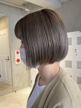 エリマ 調布(elima) ショート/ミニボブ/ショートボブ/グレージュ/ベージュ/大人ボブ