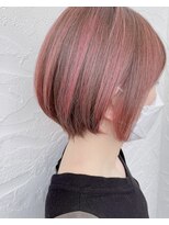 カモン(CAMON)&nbsp;[CAMON. ]#脱白髪染めハイライト#ピンクカラー#丸みショート