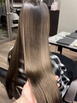 ヴィフ 大船(VIF) ホワイトグレージュ/ニュアンスカラー/メッシュ/ハイトーン/大船