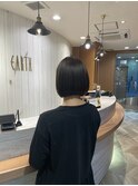 20代30代40代前下がりストレート大人ボブリップライン