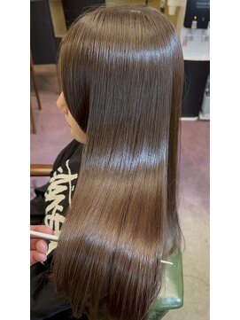 リリアン(Ririan) 【橋本】うる髪フルカラー+自社製品髪質改善トリートメント