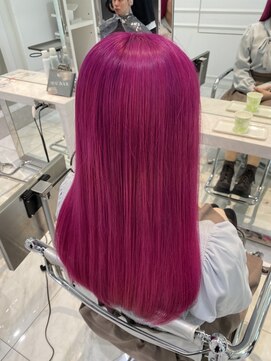 ヘアーアンドメイク ニューヨークニューヨーク 姫路店(Hair&Make NYNY) ビビットピンク　ハイトーン