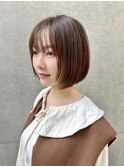 髪が柔らかく見えるブラウンカラー