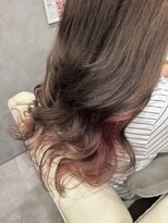 ラニ(Lani)&nbsp;柔らかい女性の雰囲気！インナーカラー/ピンク