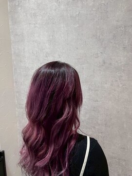 ヘアー ワークス ボナ 前橋店(HAIR WORKS bona.) フェミニンさと個性をプラス◎大人バイオレット×ウェーブロング