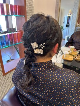 ノット 成田公津の杜(Knot) 黒髪/オリーブグレー/小顔/ココアベージュ/成田公津の杜駅