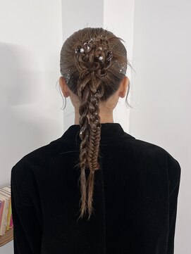 カルテ(QUARTE) お呼ばれヘアセット