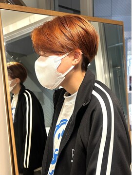 メンズライク刈り上げショートジェンダーレスレイヤーショート