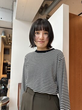 ロッシ 吉祥寺(ROSSI) 顔まわりレイヤーボブ