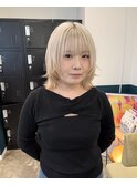 ブリーチ2回ホワイトブロンド×ウルフ　stylist聖斗