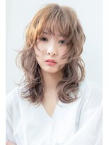 ヴァンカウンシル 豊橋店(Van Council) 柔らかいベージュ×ゆる巻きパーマ風ヘア