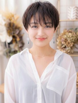 カバーヘア ブリス 戸田公園西口店(COVER HAIR bliss) アッシュブラック小顔シースルーベリーショートレイヤー20代c9