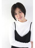 暗髪ショートスタイル