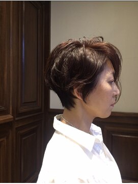トルシュ ヘアーワークス(TORChe Hair Works) ショートボブ