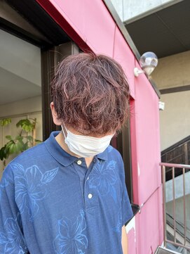 アイズ 海老名(AIZU) ツイストスパイラルパーマ波巻きスパイラルパーマメンズマッシュ