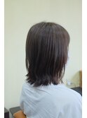 ナチュラルな白髪をぼかすハイライト