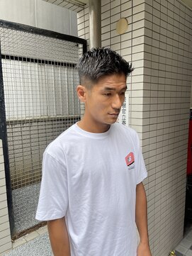 ウェルネス(Wellness) フェザーアップ、スキンフェード