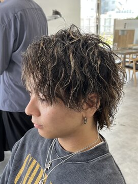 ラヴィズムバイフィフス(LUVISM by fifth) ツイストスパイラルパーマツイストパーマ刈り上げ万代新潟駅