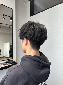 ハイル(KHAIR) 刈り上げで爽やかに　ツイスト風マッシュ　《谷　昂将》