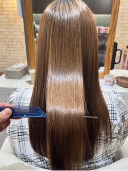 ランプカイタ(LAMP KAITA)の写真/【超自然な仕上がり！】予約殺到中♪縮毛矯正の人気サロン♪ダメージレスなサラツヤストレートに変身☆