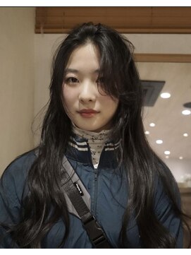 ミューズ バイ ケンジ(MUSE by KENJE) フワフワレイヤーカット