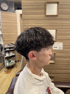 銀座マツナガ 神田店 波巻きスパイラルパーマメンズ黒髪