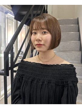 デイジードゥ(Daisy duex) ミニボブ ボブ 丸みボブ オリーブベージュ 天神美容室