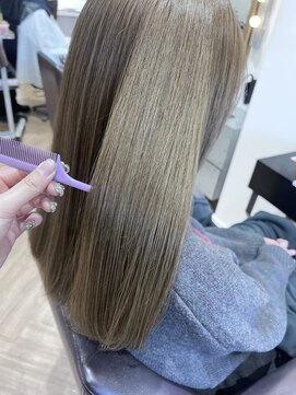 コワファースト  させぼ五番街店(COIFF1RST) olive beige