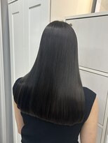 ロエ(LOE)&nbsp;ケア剤たっぷり使用髪質改善ストレート！