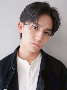 ニコ トウキョウ 渋谷(nico TOKYO) 刈り上げセンターパートテーパーフェードカットニュアンスパーマ