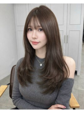 プラチナ(PLATINA) レイヤーカット顔まわり前髪セミロング20代30代40代