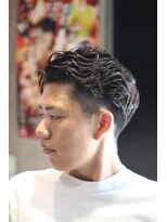 キングスマントーキョー カットクラブ 中野(KINGSMAN TOKYO CUTCLUB)&nbsp;ニュアンスパーマ/ツイストスパイラル/フェード[中野/MEN'S]