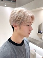 リブランド 銀座(REBRAND) センターパートホワイトベージュツーブロック