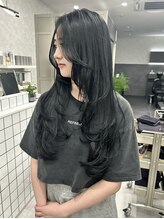 ナウアズ(now as.)&nbsp;動きのあるロングレイヤー×透明感グレージュ【菅井】【明石】
