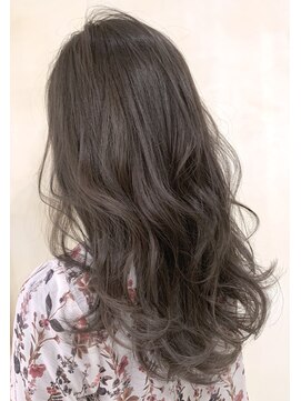 ジーナ バイ アルティナ(Dina by artina) ゆるふわヘルシーロング×スノーグレージュ【Dina立川】