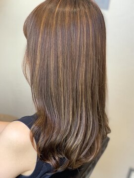ウル ヘア アンド ライフ(ulu HAIR&LIFE) ジェシカライツ風ハイライトカラー
