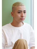 にもう&nbsp;バズクロップゴールドフェードカット２