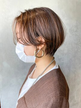 アイティー バイ アルバム 浦和店(IT by ALBUM) ショートボブ_フェザーバングマッシュショート_ba327301